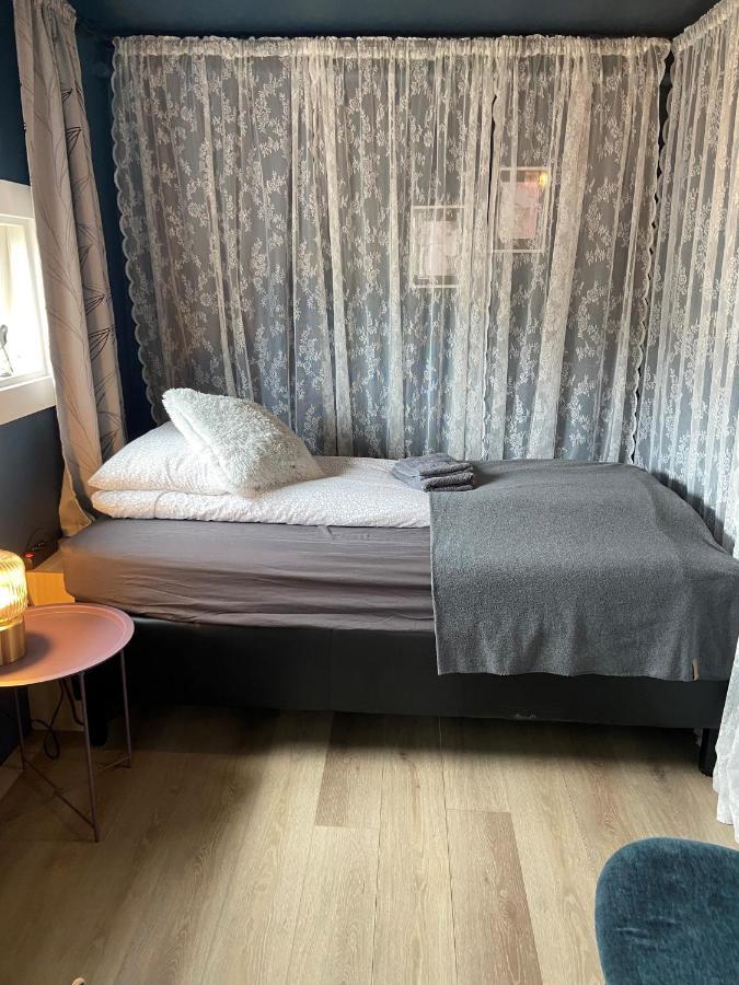 The Little Guesthouse Downtown - Keflavik Airport エクステリア 写真