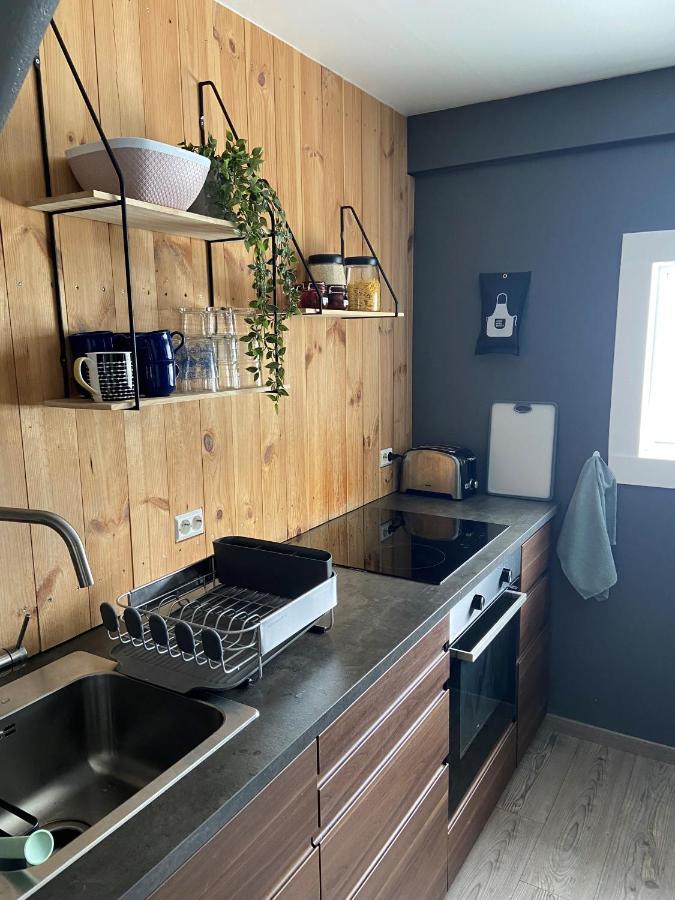 The Little Guesthouse Downtown - Keflavik Airport エクステリア 写真